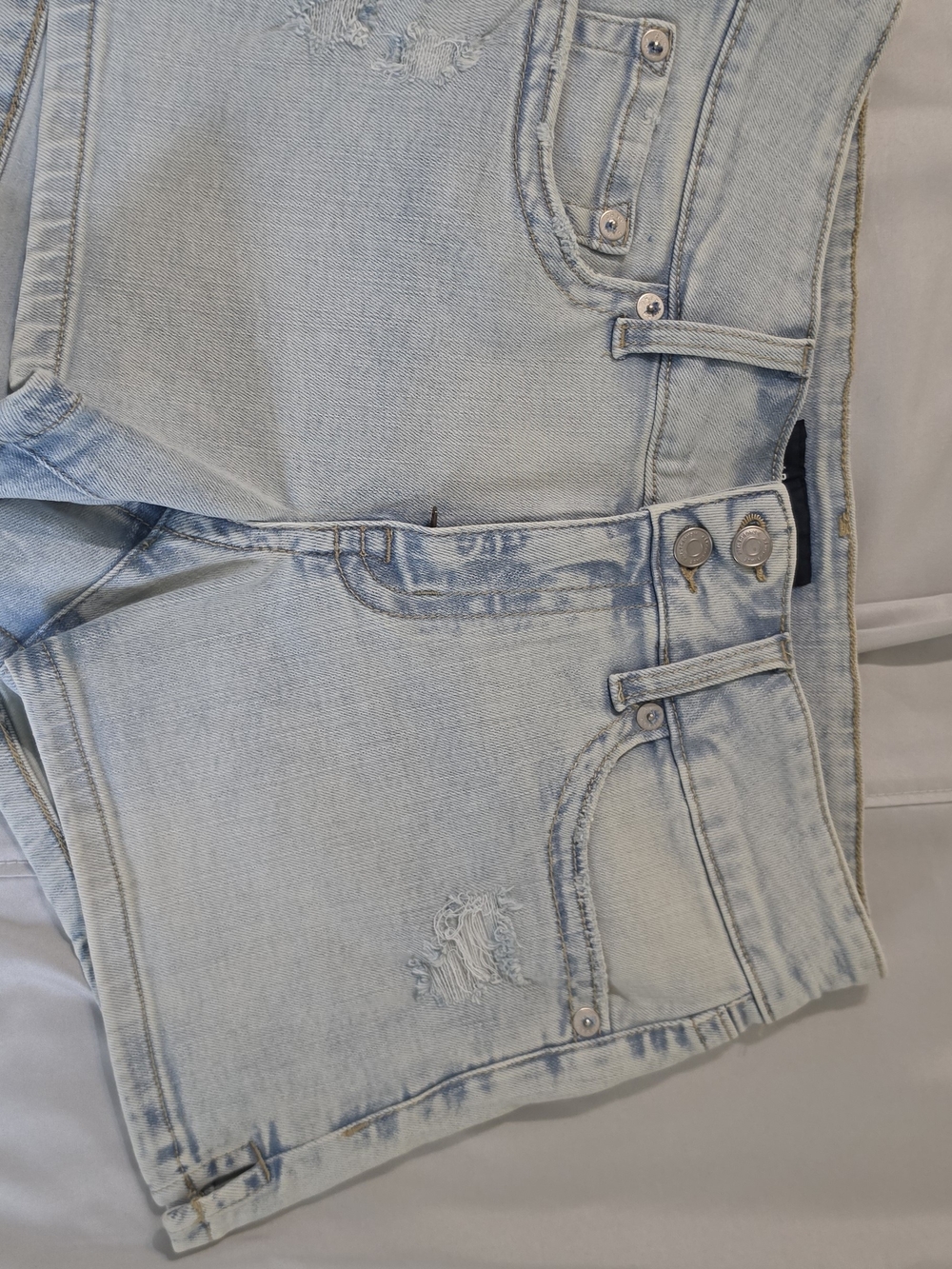 Aeropostale Light Blue Low Rise Midi Denim